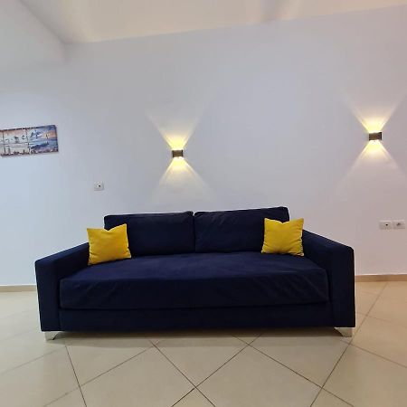 Studio By The Beach - Vlore Exterior photo