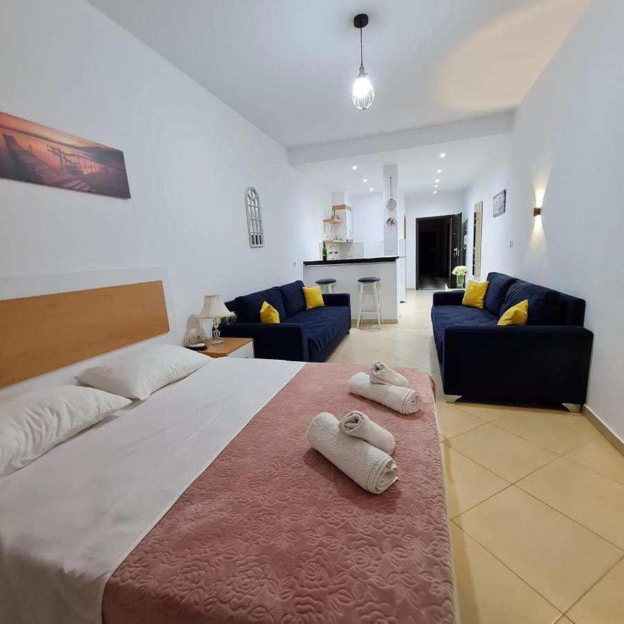 Studio By The Beach - Vlore Exterior photo