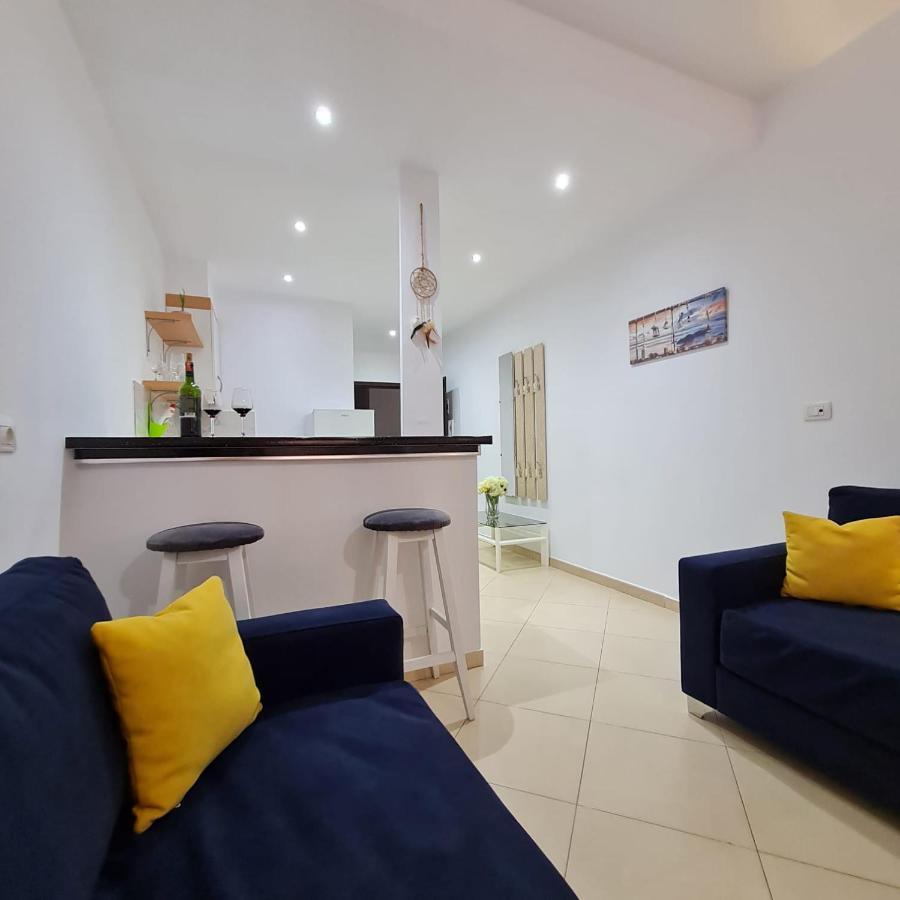 Studio By The Beach - Vlore Exterior photo