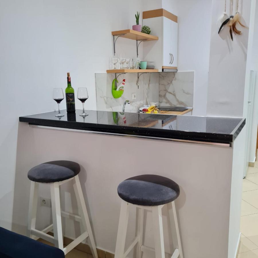 Studio By The Beach - Vlore Exterior photo