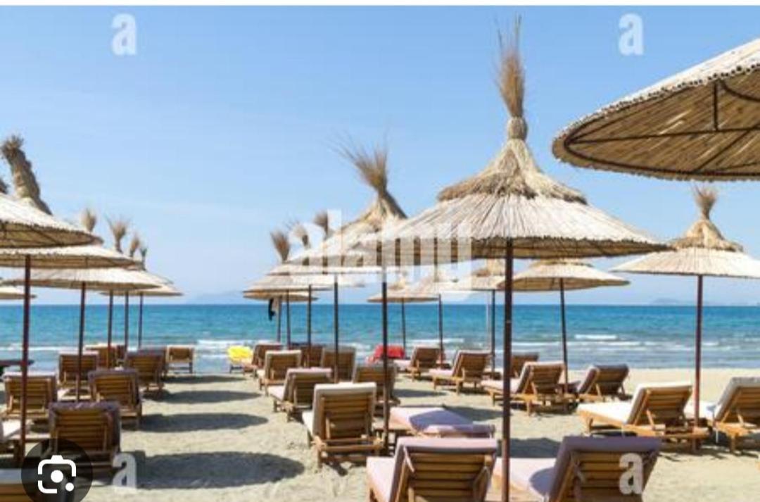 Studio By The Beach - Vlore Exterior photo